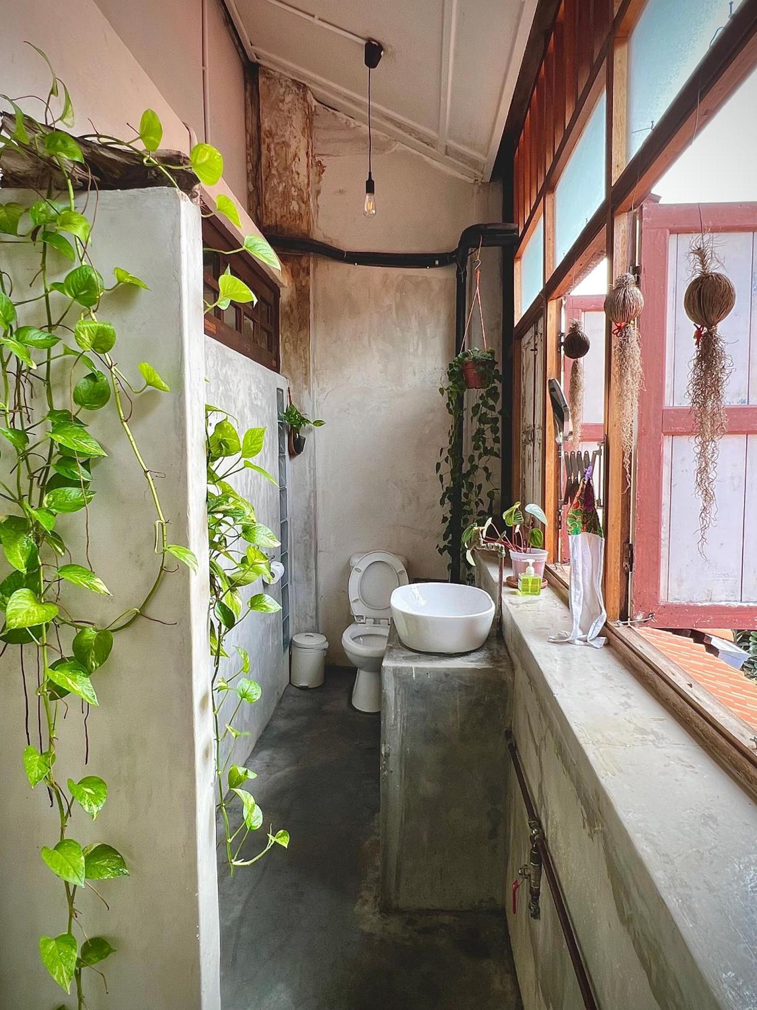 Leju 8 樂居 Loft Living With Open Air Bathroom Малакка Экстерьер фото